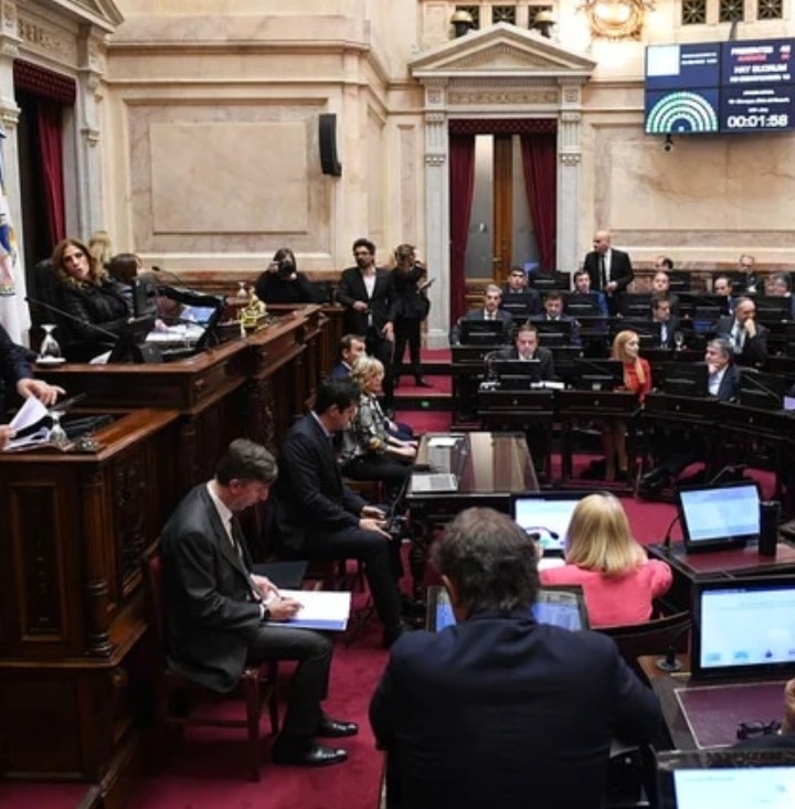 Por una escasa diferencia, el kirchnerismo logró la media sanción para ampliar la Corte Suprema