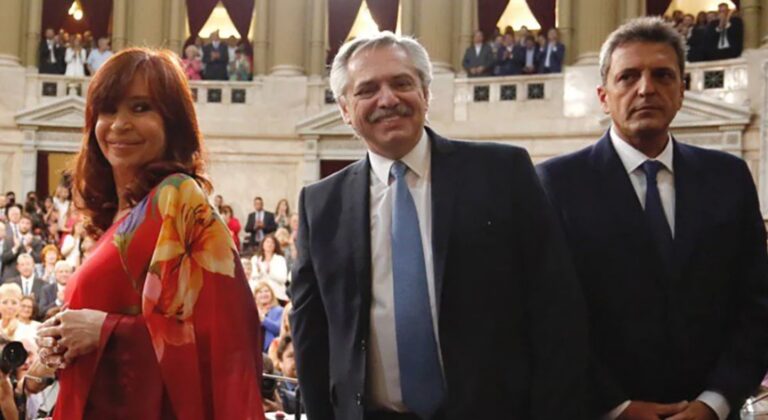 Alberto Fernández se aferra a las PASO y resiste los pedidos para abrir una negociación con el kirchnerismo