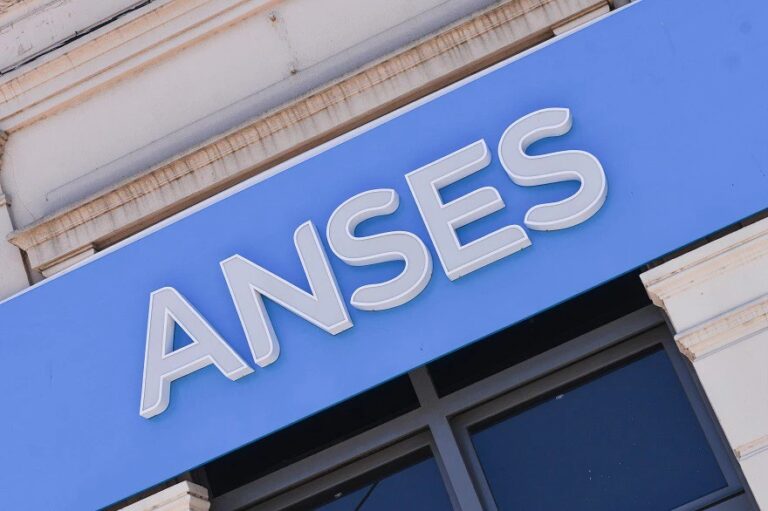 AUH ANSES: confirmaron la segunda suba de un extra en diciembre 2022