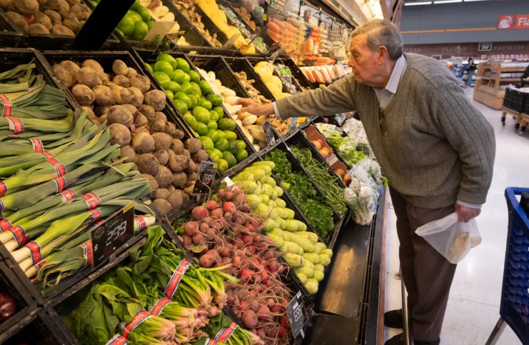 Aumentos en septiembre: habrá subas en alimentos, tarifas, transporte y telefonía