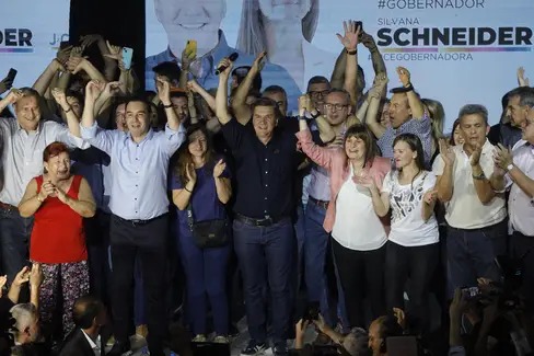 Dura derrota de Capitanich en Chaco: Zdero el candidato de JXC ganó en primero vuelta y será el próximo gobernador