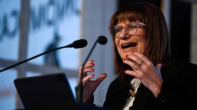Patricia Bullrich cruzò a Massa por la insólita renuncia de subsidios al transporte: “Sos el peor ministro de la historia”