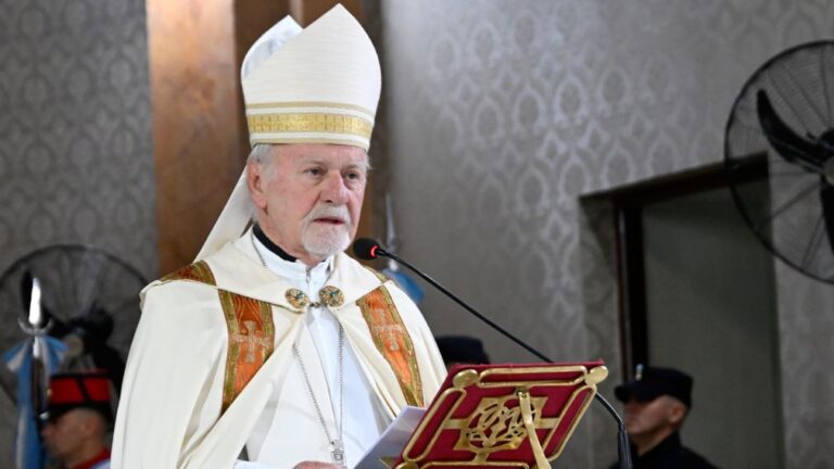 En el Tedeum por el 9 de Julio, el Arzobispo Bokalic convocó a fortalecer la unidad y el diálogo entre los argentinos