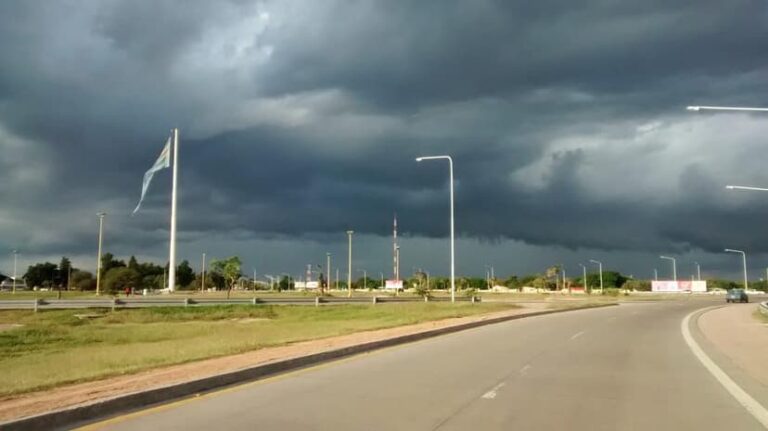 TORMENTA DE SANTA ROSA 2026: CUÁNDO PODRÍA LLEGAR Y QUÉ ZONAS DE SANTIAGO DEL ESTERO ESTARÍAN AFECTADAS