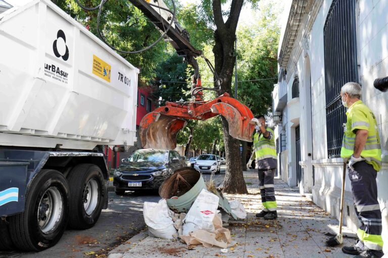 EMPRESARIOS DEL TRANSPORTE RECURRIERON A LA JUSTICIA CONTRA EL DECRETO QUE BENEFICIA AL GREMIO DE MOYANO