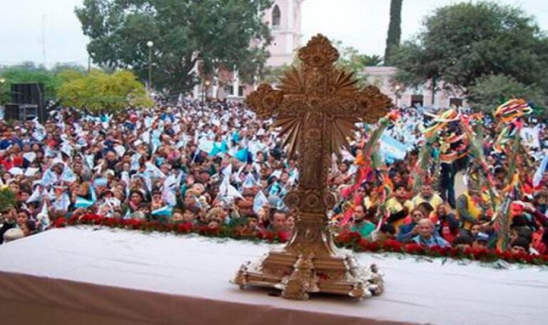 VILLA MAILÍN SE PREPARA PARA LA FIESTA CHICA DEL SEÑOR DE LOS MILAGROS