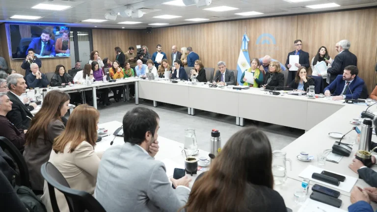 DIPUTADOS AVANZÓ CON UN SISTEMA PARA RASTREAR EL FENTANILO Y OTROS MEDICAMENTOS DE ALTO RIESGO