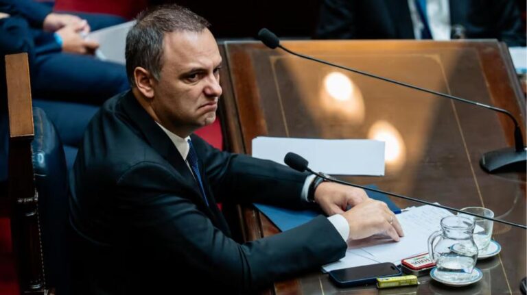 ADORNI JUSTIFICÓ ANTE LA JUSTICIA SU PATRIMONIO Y ATRIBUYÓ CASI US$600.000 A OPERACIONES CON BITCOIN