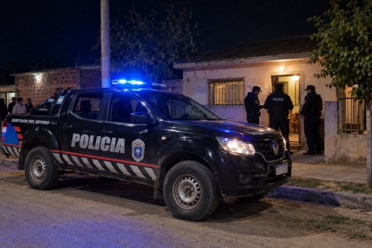 JOVEN FUE EMBOSCADA POR LA FAMILIA DE SU EXPAREJA Y RECIBIÓ UNA BRUTAL GOLPIZA
