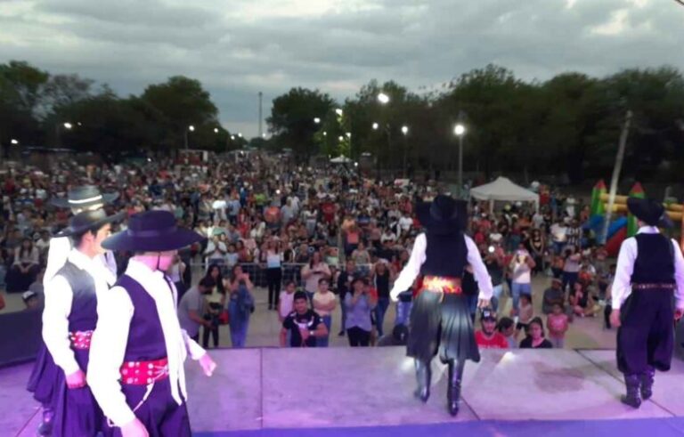 QUIMILÍ SE PREPARA PARA RECIBIR A MÁS DE 400 BAILARINES EN EL 34° ENCUENTRO INTERPROVINCIAL DE DANZAS FOLCLÓRICAS